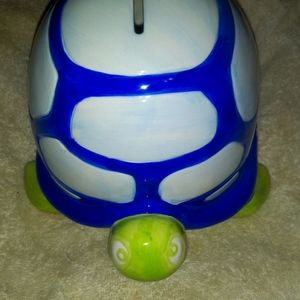 A turtle piggy bank